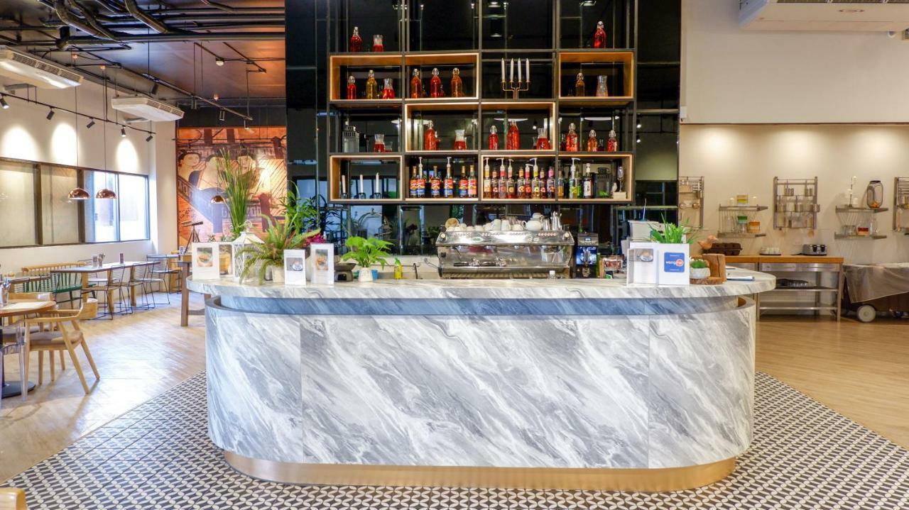 Surestay By Best Western Iconic Suvarnabhumi Bang Bo Bagian luar foto